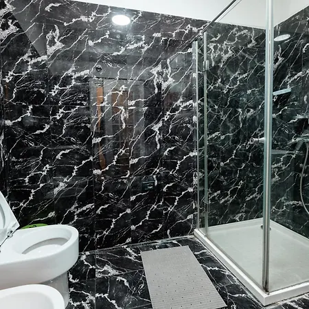 Hotel Boutique Whisky Tirana