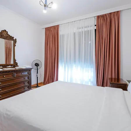 Boutique Whisky Hotel Tirana