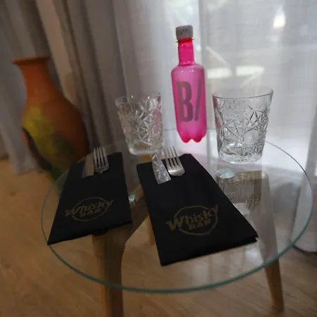 Boutique Whisky Hotel 3*