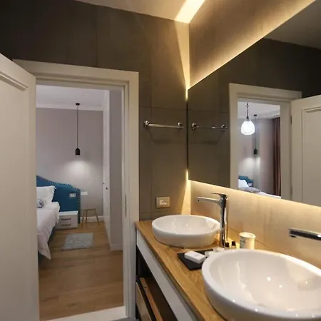 Boutique Whisky Hotel