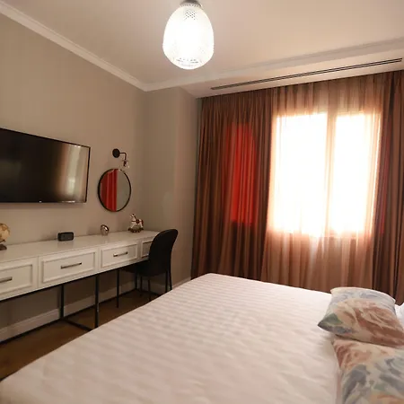 Otel Boutique Whisky Tiran