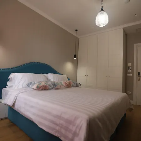 Boutique Whisky Tirana