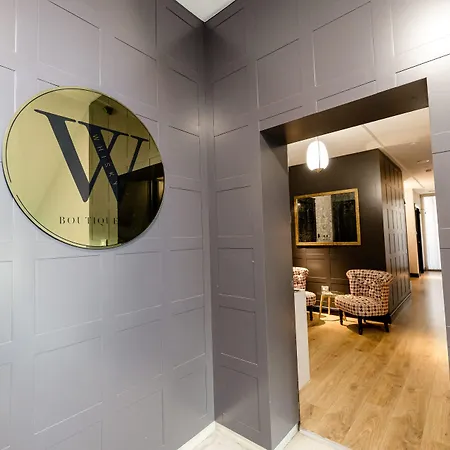 Boutique Whisky Tirana