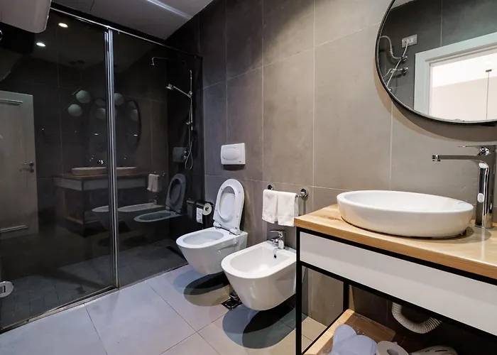 Отель Boutique Whisky Тирана