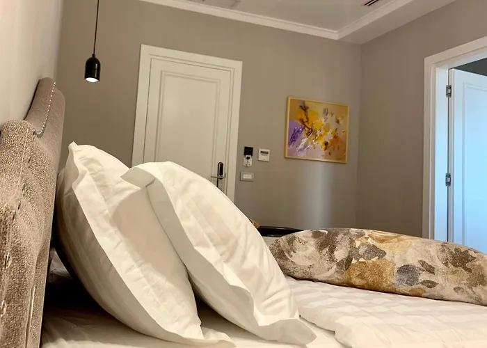 Отель Boutique Whisky